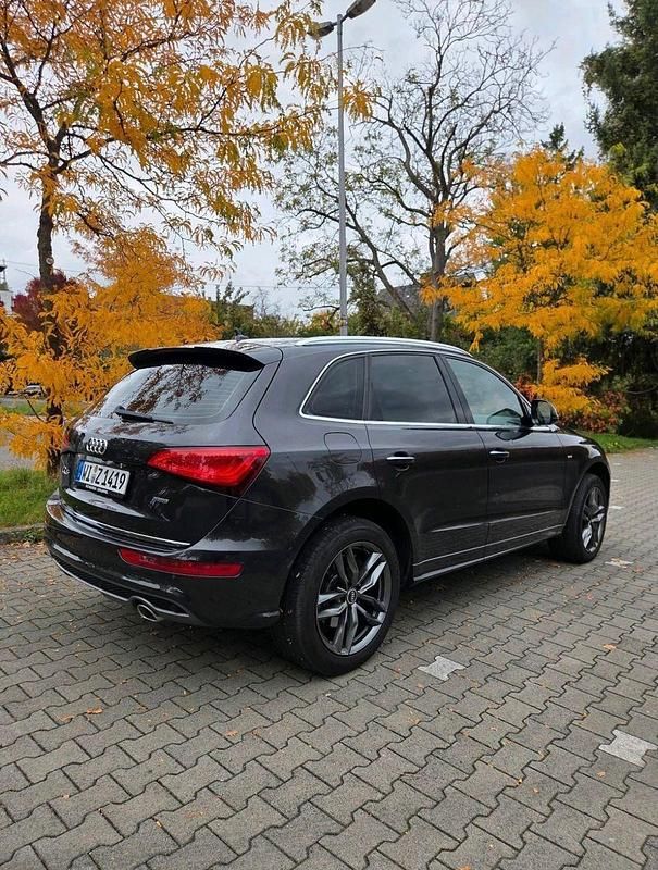 Używany Audi Q5 S-Line 258 KM (189 kW) 2015 Szary SUV
