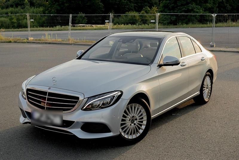 Gebraucht Mercedes C300 245 PS (180 kW) 2017 Silber Limousine