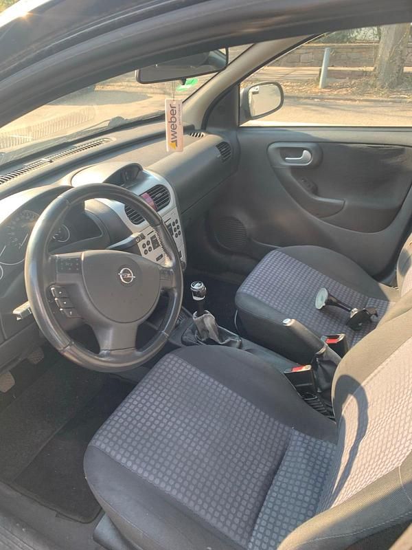 Gebraucht Opel Corsa 68 PS (50 kW) 2005 Schwarz Kleinwagen