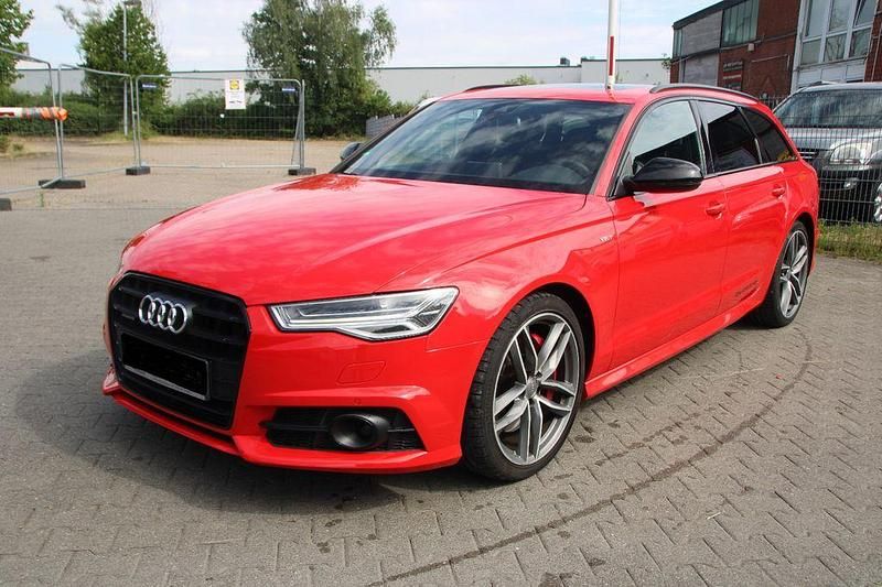 Gebraucht Audi A6 Sport 326 PS (239 kW) 2018 Rot Kombi
