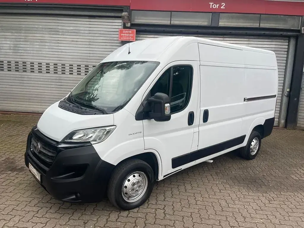 Gebraucht Fiat Ducato 131 PS (96 kW) 2018 Weiß Van