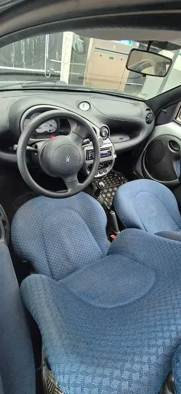 Gebraucht Ford Ka 69 PS (50 kW) 2004 Silber Kleinwagen