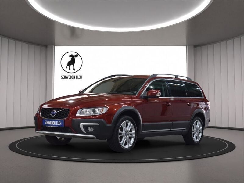 Rot Gebraucht 2014 Volvo XC70 Summum SUV | 24.990 € - Bild 1/4