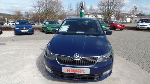 Gebraucht Skoda Fabia Ambition 90 PS (66 kW) 2015 Blau Kleinwagen