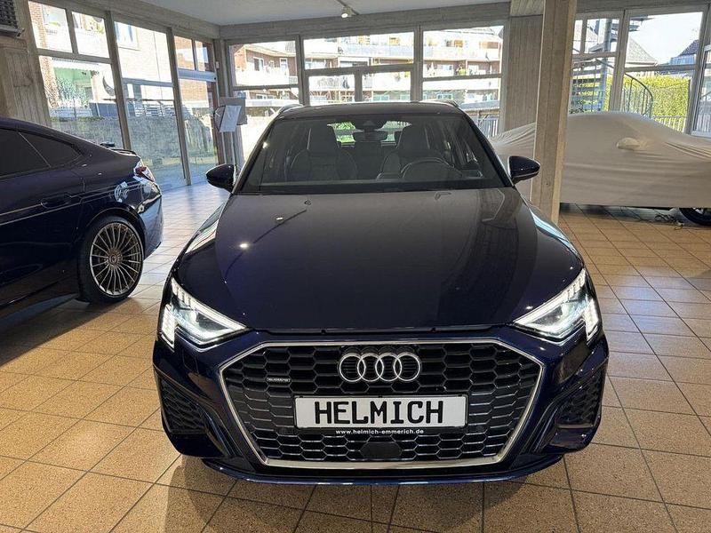 Gebraucht Audi A3 S-Line 190 PS (139 kW) 2022 Blau (metallic) Limousine