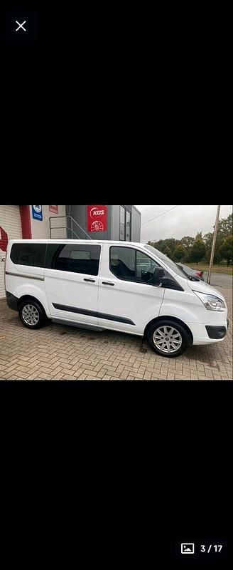 Gebraucht Ford Tourneo 125 PS (91 kW) 2014 Weiß Van / Kleinbus