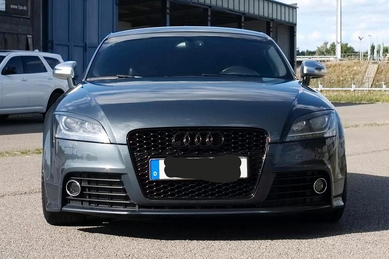 Second-hand Audi TT Performance 272 CP (200 kW) 2008 Gri Coupe