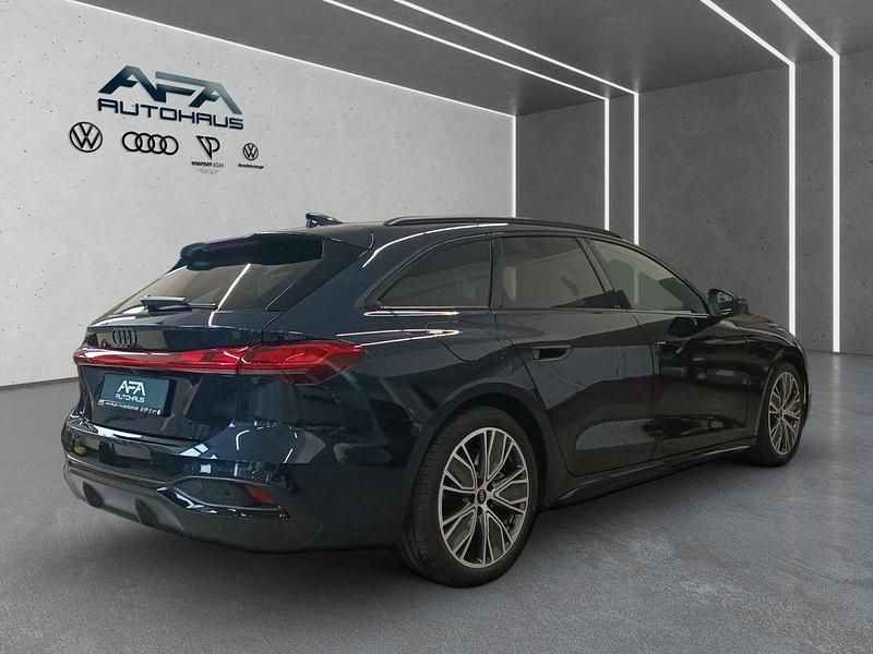 Gebraucht Audi A5 Ambiente 204 PS (150 kW) 2024 Firmamentblau metallic Coupé