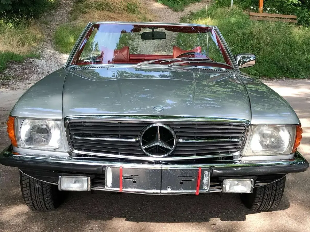 Gebraucht Mercedes 280 185 PS (136 kW) 1976 Silber Cabrio