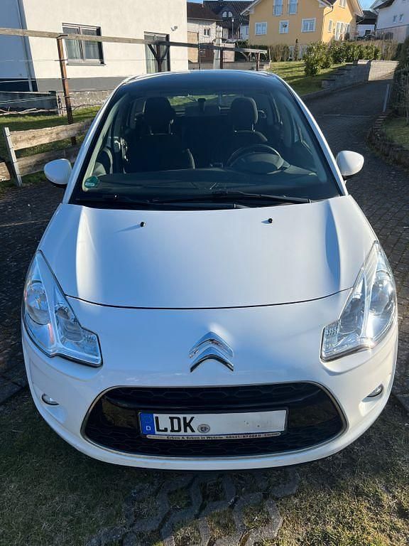 Gebraucht Citroën C3 Tendance 95 PS (69 kW) 2011 Weiß Limousine