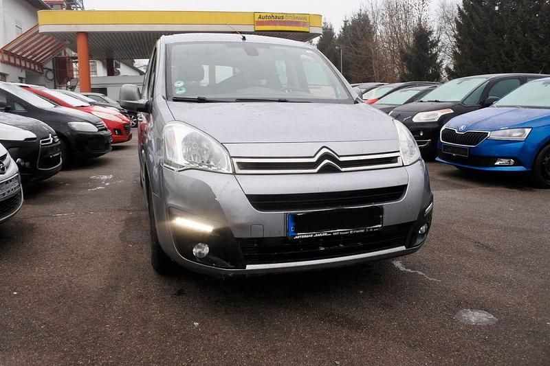 Gebraucht Citroën Berlingo SELECTION 99 PS (72 kW) 2015 Grau Van / Kleinbus