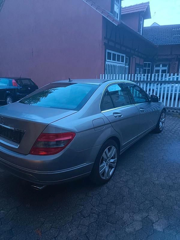 Gebraucht Mercedes C230 204 PS (150 kW) 2007 Silber Limousine