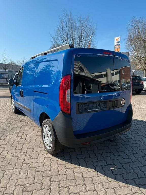 Gebraucht Fiat Doblò 90 PS (66 kW) 2015 Blau Van / Kleinbus
