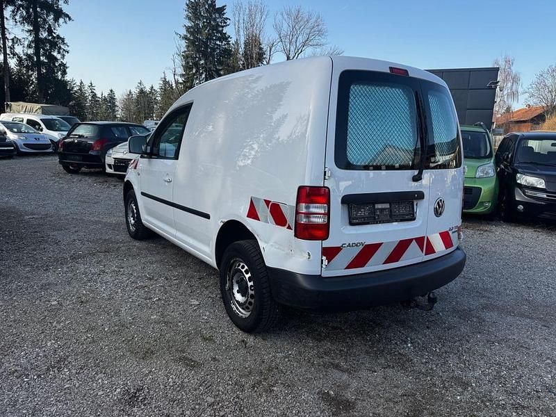 Gebraucht VW Caddy Trendline 110 PS (80 kW) 2015 Weiß Van / Kleinbus