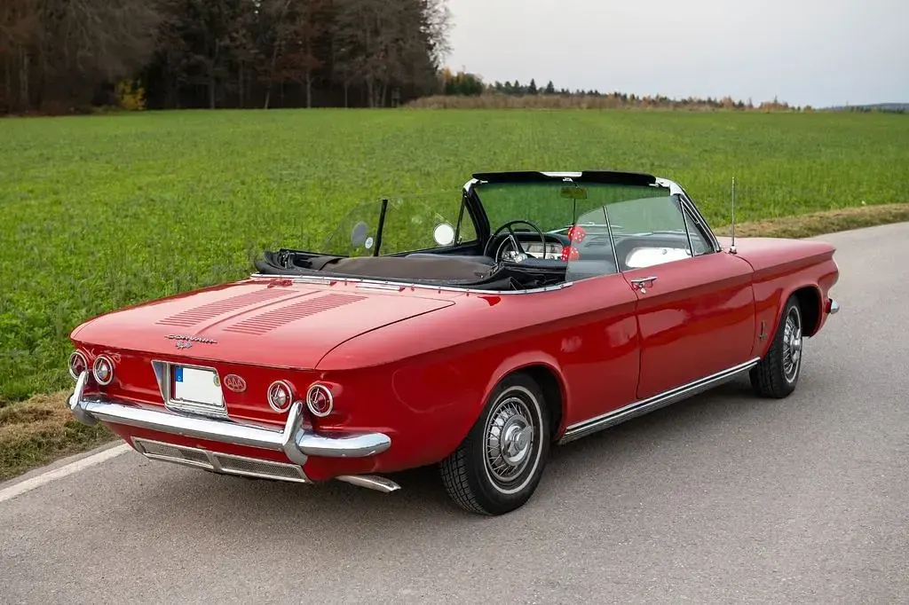 Używany Chevrolet Corvair 101 KM (74 kW) 1963 Czerwony Kabriolet