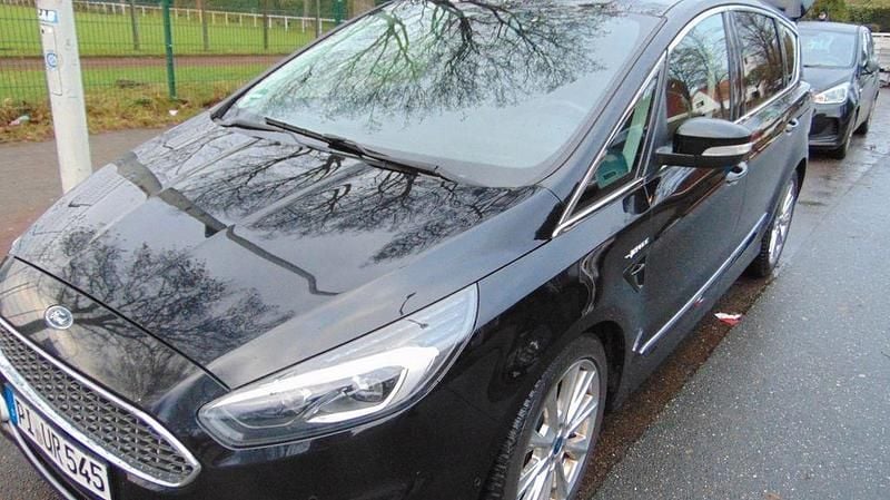 Usata Ford S-MAX Vignale 209 CV (153 kW) 2017 Nero Monovolume