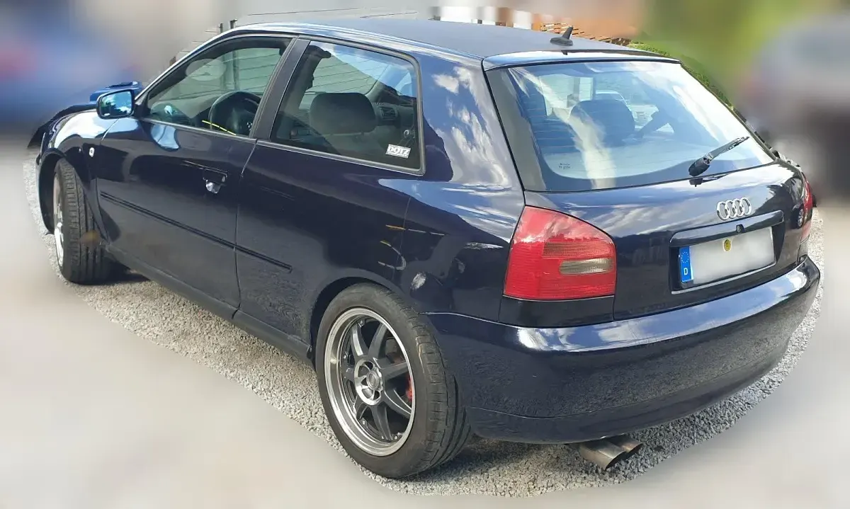 Gebraucht Audi A3 101 PS (74 kW) 1996 Blau Kleinwagen