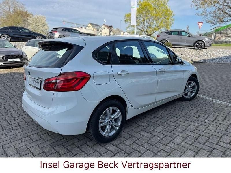 Gebraucht BMW 218 Advantage 140 PS (102 kW) 2018 Weiß Kombi