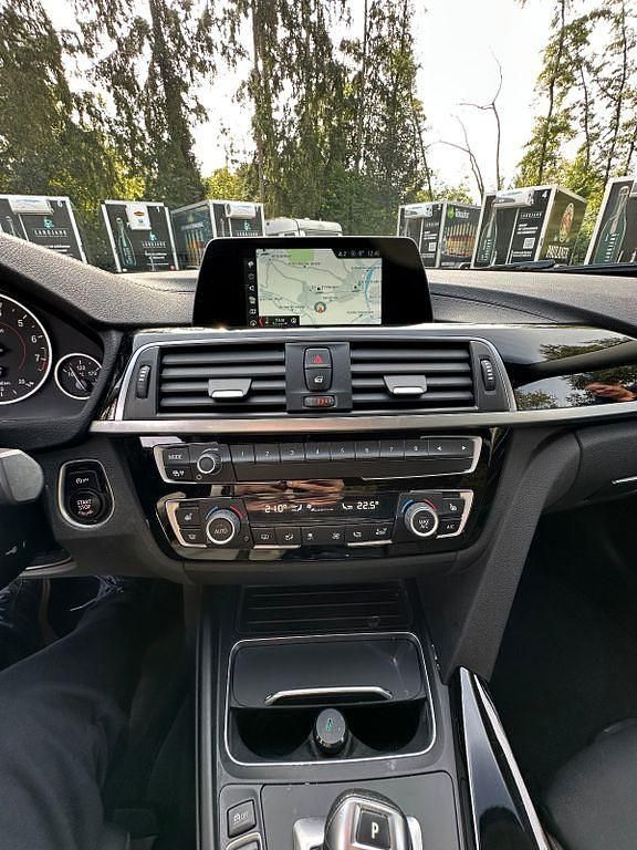 Weiß Gebraucht 2019 BMW 420 Sport Line Coupé | 19.900 € (Superpreis) - Bild 1/4