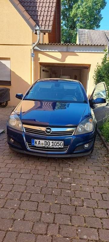 Blau Gebraucht 2009 Opel Astra Sport Limousine | 2.850 € (Guter Preis) - Bild 1/4