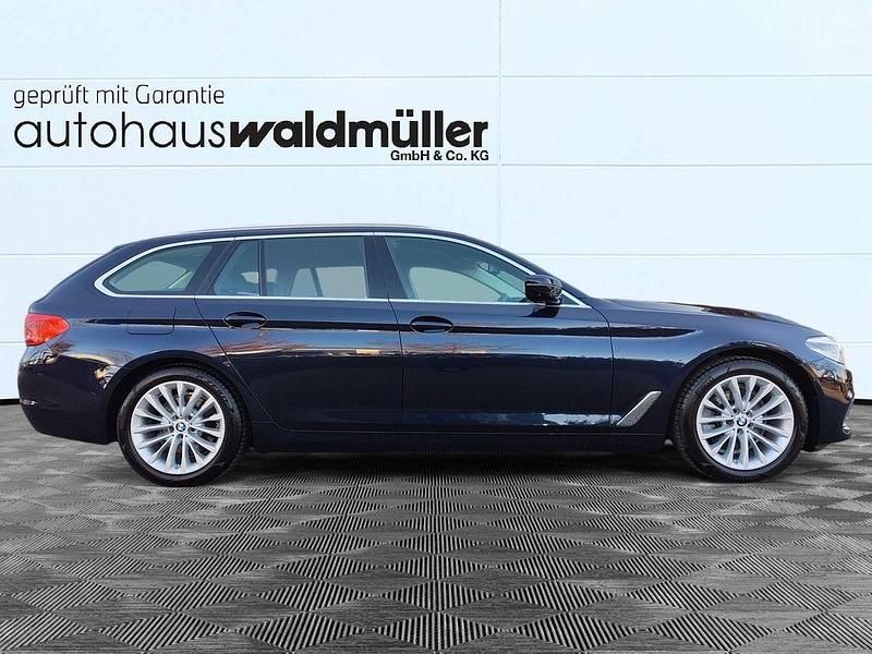 Gebraucht BMW 520 190 PS (139 kW) 2020 Blau Kombi