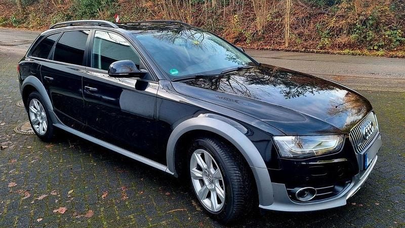 Schwarz Gebraucht 2014 Audi A4 Allroad Design Kombi | 12.750 € (Guter Preis) - Bild 1/4