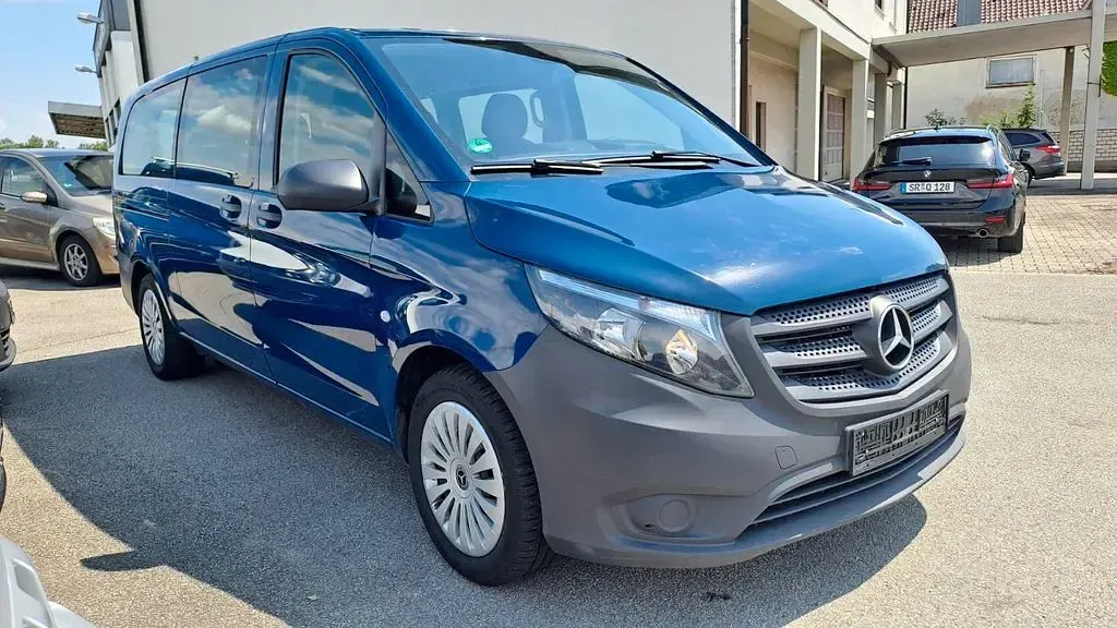 Gebraucht Mercedes Vito 136 PS (100 kW) 2022 Blau Van