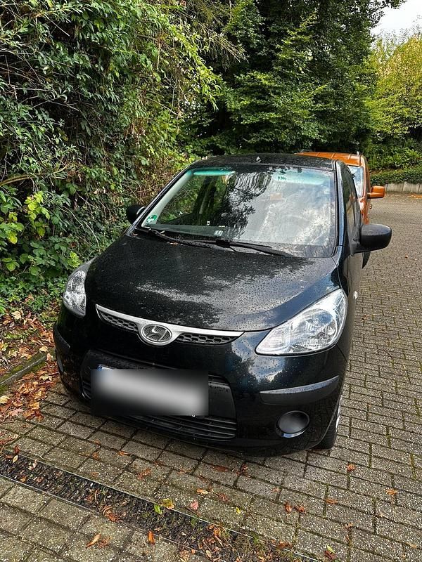 Schwarz Gebraucht 2009 Hyundai i10 Classic Kleinwagen | 1.950 € - Bild 1/4