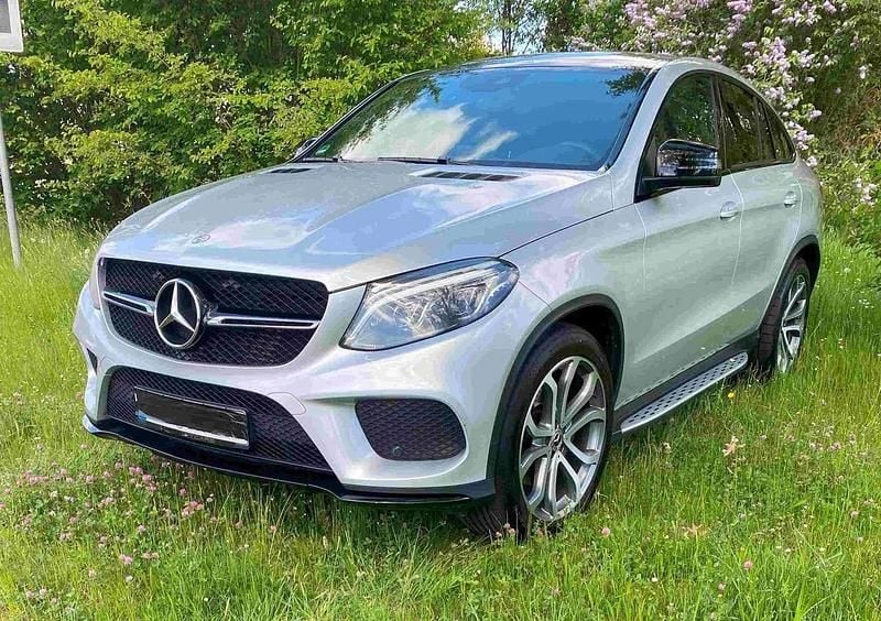 Silber Gebraucht 2017 Mercedes GLE350 AMG line Coupé | 34.300 € (Superpreis) - Bild 1/4