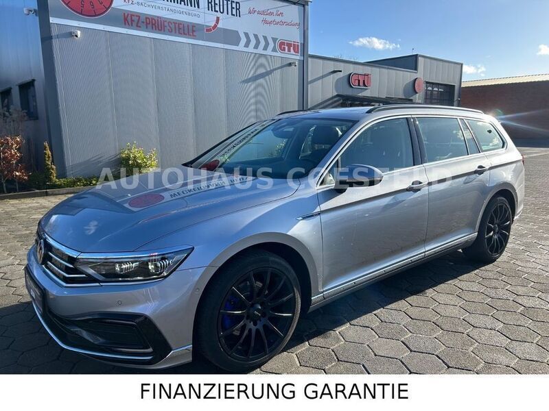 Pyritsilber metallic Gebraucht 2020 VW Passat GTE Kombi | 21.990 € (Guter Preis) - Bild 1/4