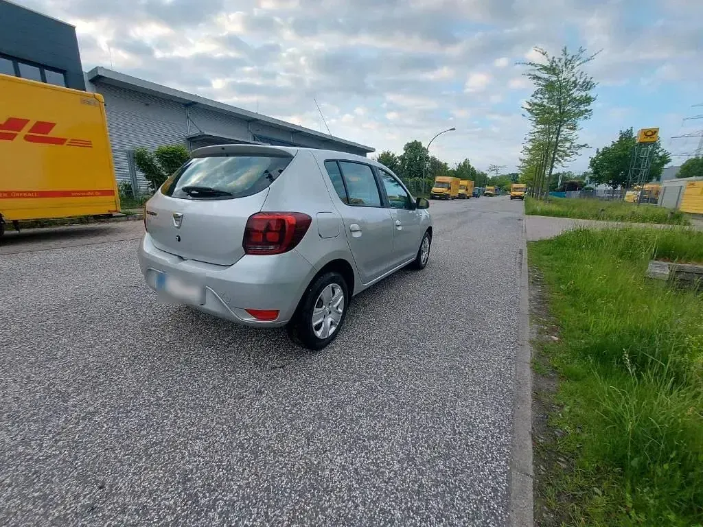 Gebraucht Dacia Sandero 73 PS (53 kW) 2017 Grau Limousine