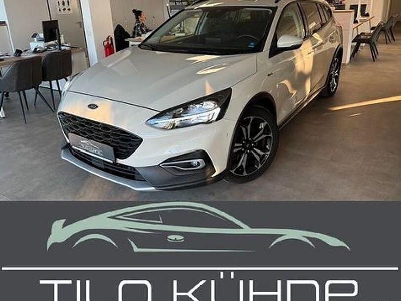 Weiß Gebraucht 2019 Ford Focus Active Limousine | 17.490 € (Fairer Preis) - Bild 1/4
