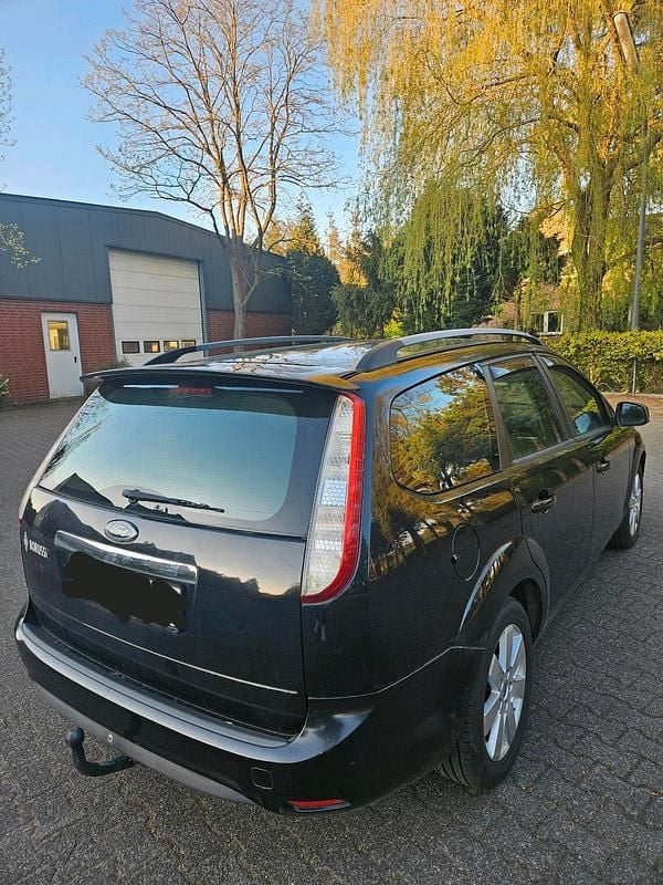 Usata Ford Focus 145 CV (106 kW) 2008 Nero Station wagon