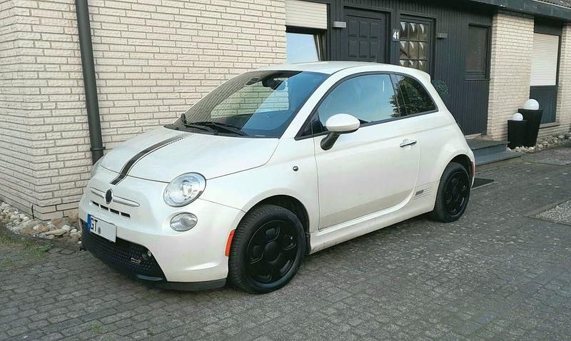 Gebraucht Fiat 500e Abarth 83 kW (113 PS) 2016 Weiß Kleinwagen