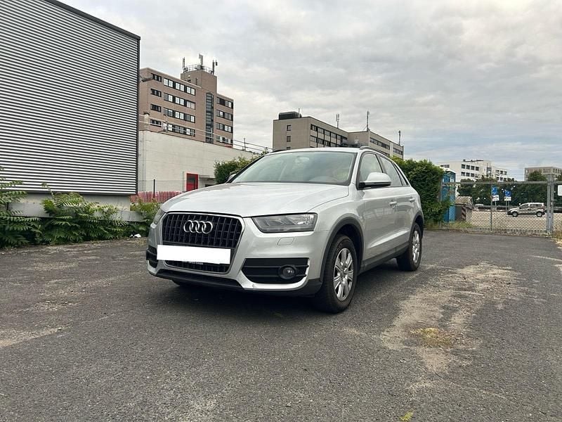 Silber Gebraucht 2014 Audi Q3 SUV | 11.700 € (Superpreis) - Bild 1/4