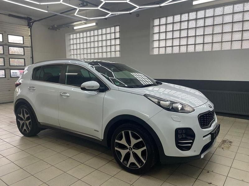 Weiß Gebraucht 2017 Kia Sportage GT-Line SUV | 13.900 € (Guter Preis) - Bild 1/4