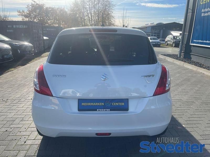 Gebraucht Suzuki Swift X-TRA 94 PS (69 kW) 2016 Weiß Limousine