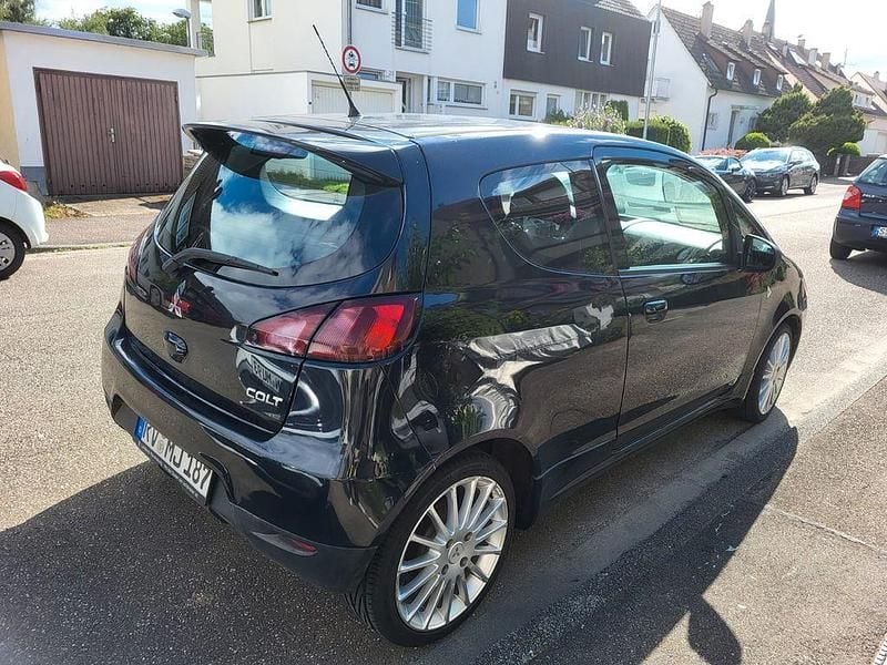 Blau Gebraucht 2013 Mitsubishi Colt | 2.890 € (Fairer Preis) - Bild 1/4