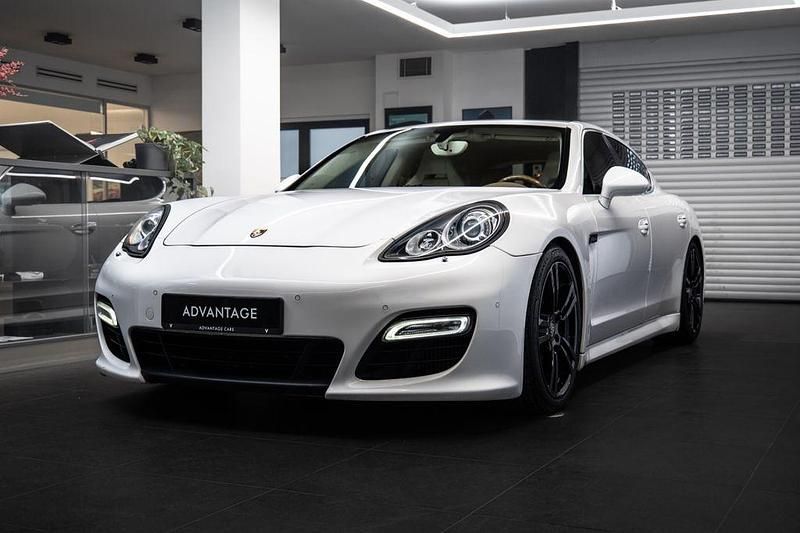 Gebraucht Porsche Panamera Turbo Chrono 500 PS (367 kW) 2009 Weiß Limousine