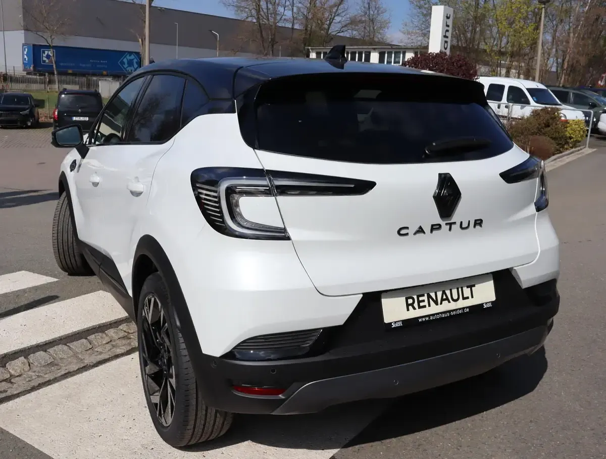 Neu Renault Captur Esprit Alpine 141 PS (103 kW) 2026 Weiß SUV