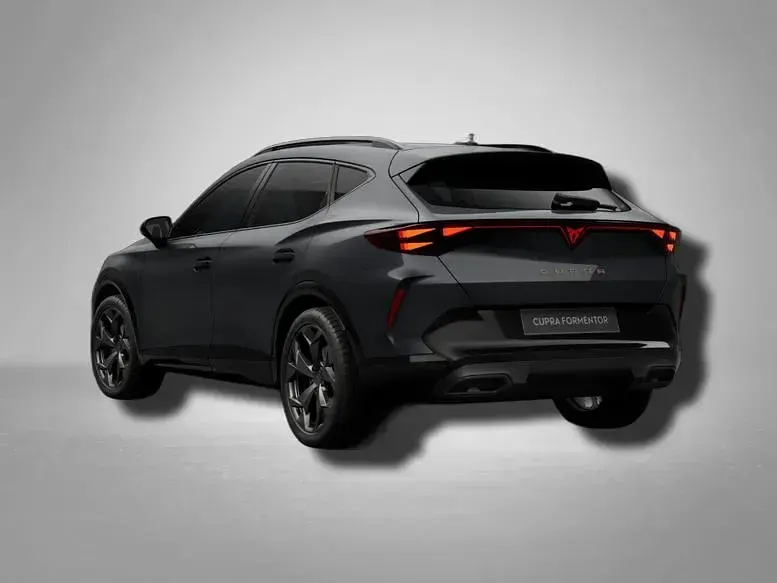 Neu Cupra Formentor 204 PS (150 kW) 2026 Magnetic grau metallic SUV