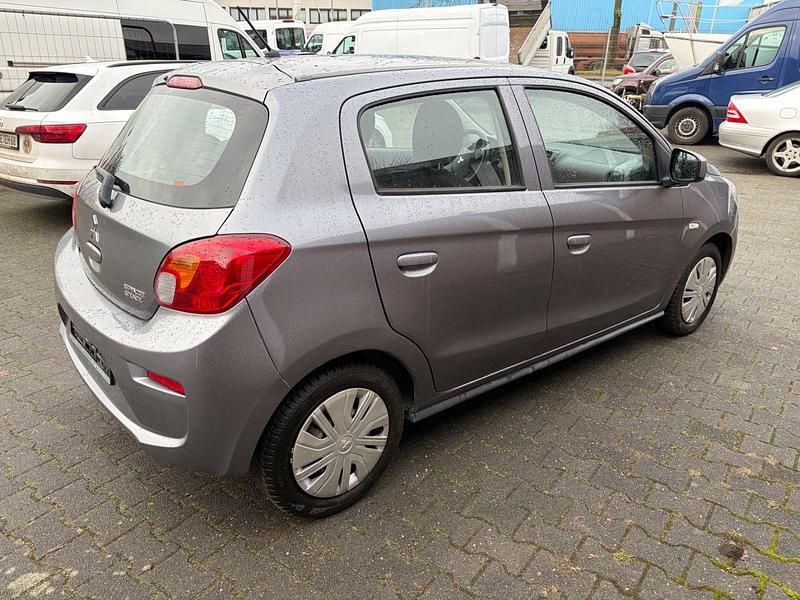 Gebraucht Mitsubishi Space Star Active 71 PS (52 kW) 2018 Grau Kleinwagen