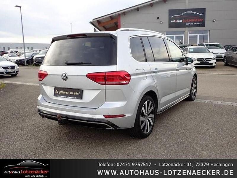 Gebraucht VW Touran Highline 150 PS (110 kW) 2020 Silber Van / Kleinbus