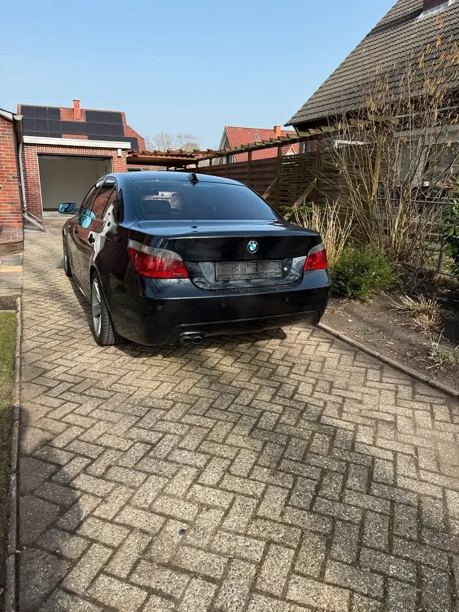 Gebraucht BMW 530 236 PS (173 kW) 2005 Schwarz Limousine