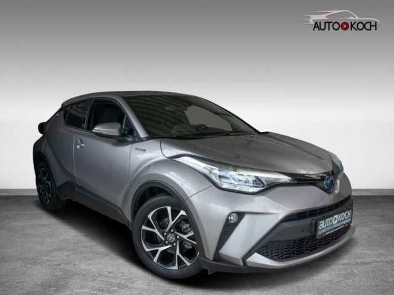 Metalstreamgrau metallic (metallic) Gebraucht 2020 Toyota C-HR+ Team SUV | 24.490 € (Etwas zu teuer) - Bild 1/4