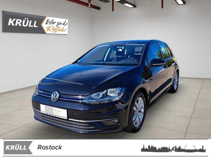 Schwarz Gebraucht 2020 VW Golf VIII Comfortline Kleinwagen | 18.990 € (Fairer Preis) - Bild 1/1