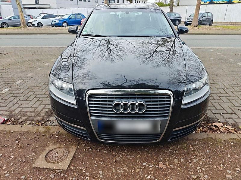 Gebraucht Audi A6 139 PS (102 kW) 2005 Schwarz Kombi