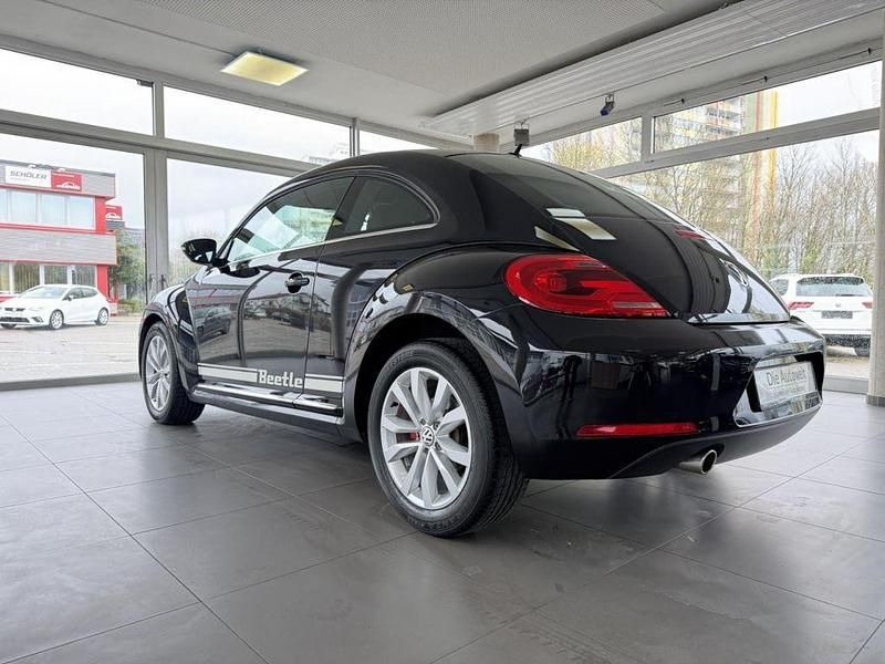 Gebraucht VW Beetle Design 105 PS (77 kW) 2012 Deep black perleffekt Kleinwagen