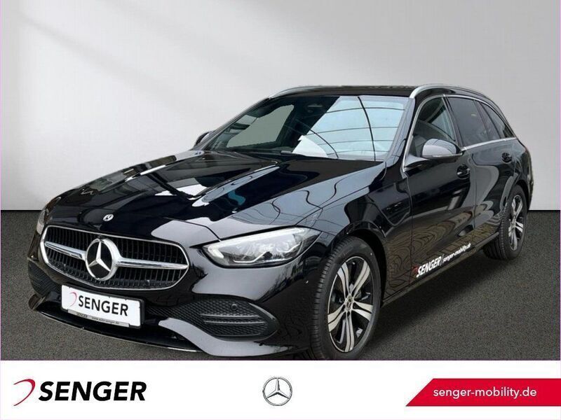 Gebraucht Mercedes C200 Avantgarde 163 PS (119 kW) 2025 Schwarz Limousine