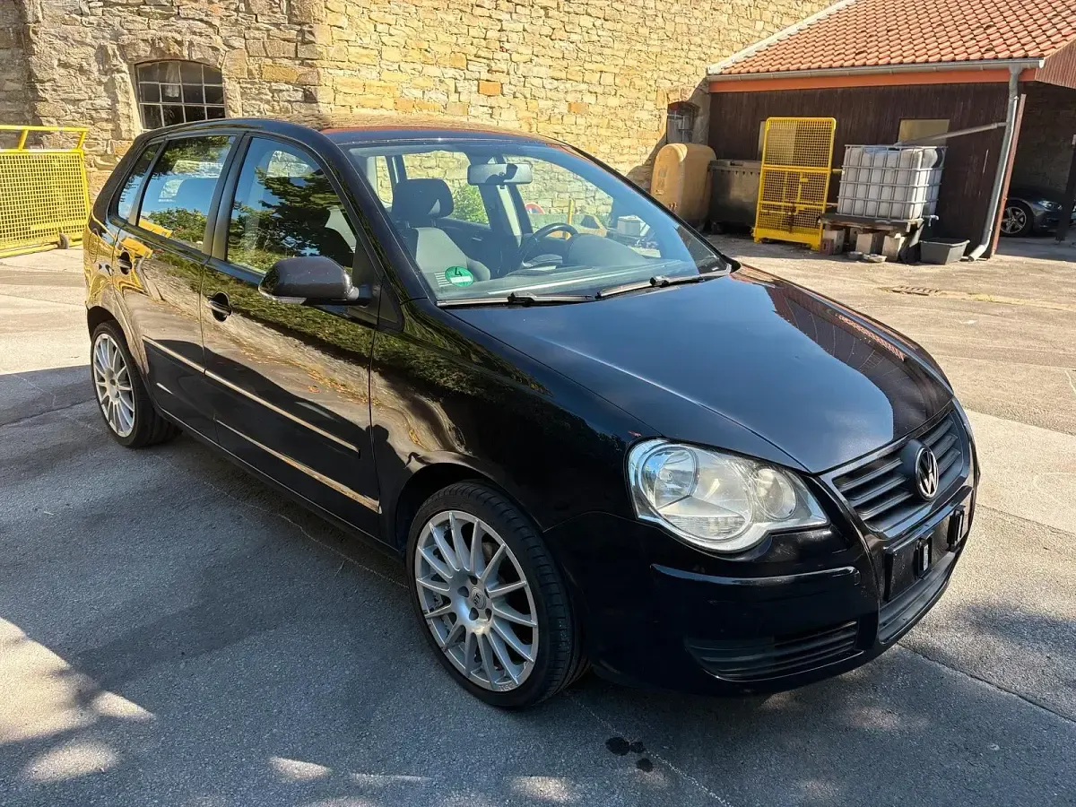 Gebraucht VW Polo 69 PS (50 kW) 2008 Schwarz Kleinwagen